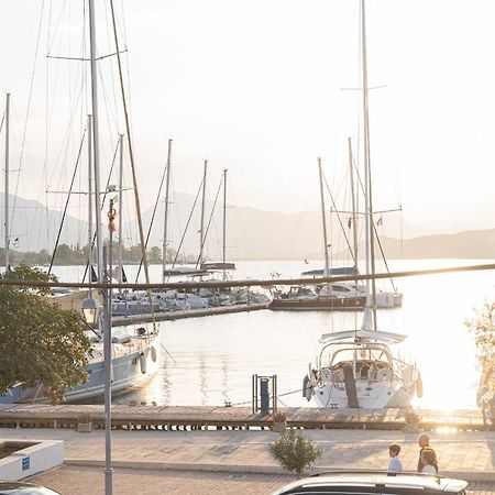 The White Rose Apartment Poros Town Buitenkant foto