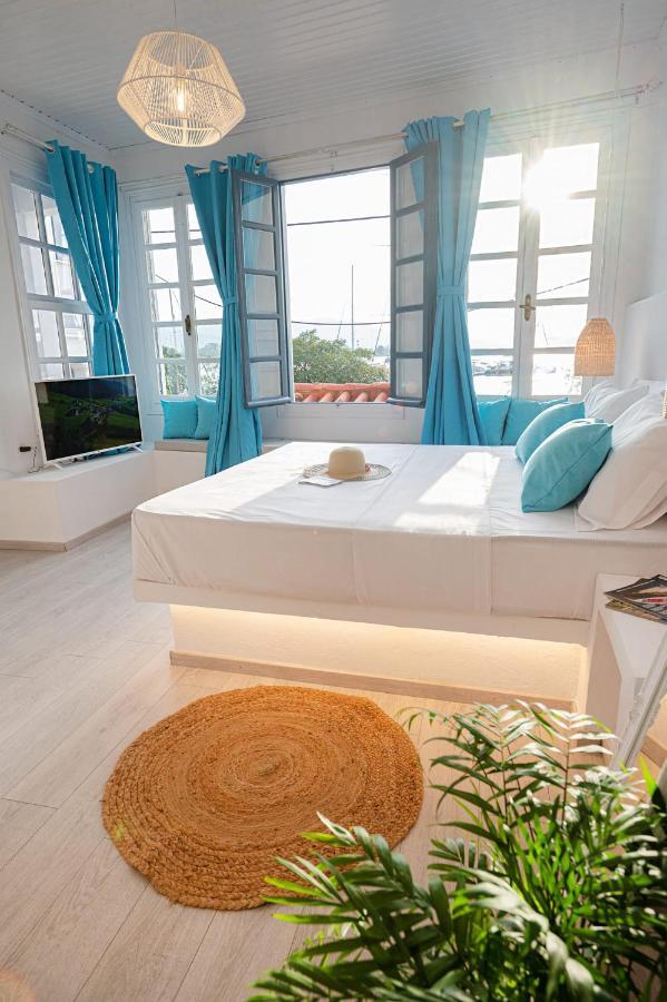 The White Rose Apartment Poros Town Buitenkant foto