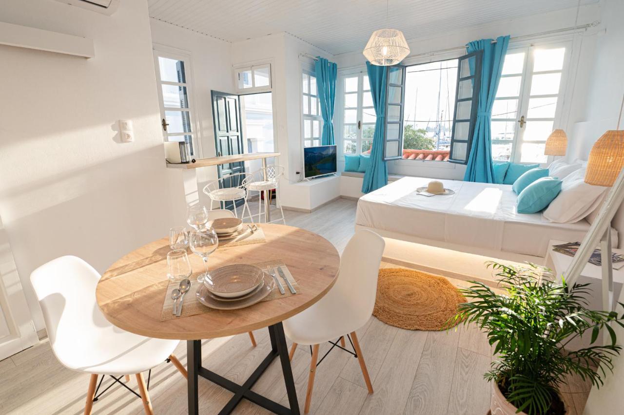 The White Rose Apartment Poros Town Buitenkant foto
